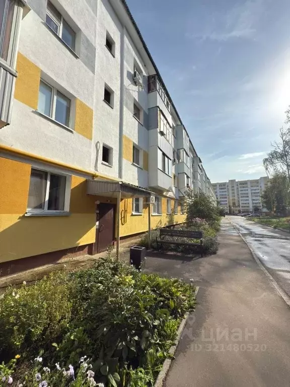 2-к кв. Татарстан, Набережные Челны пос. ЗЯБ, пер. Автомобилистов, 6 ... - Фото 1