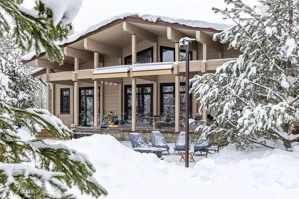 Дом в Тверская область, Конаковский муниципальный округ, д. ... - Фото 1