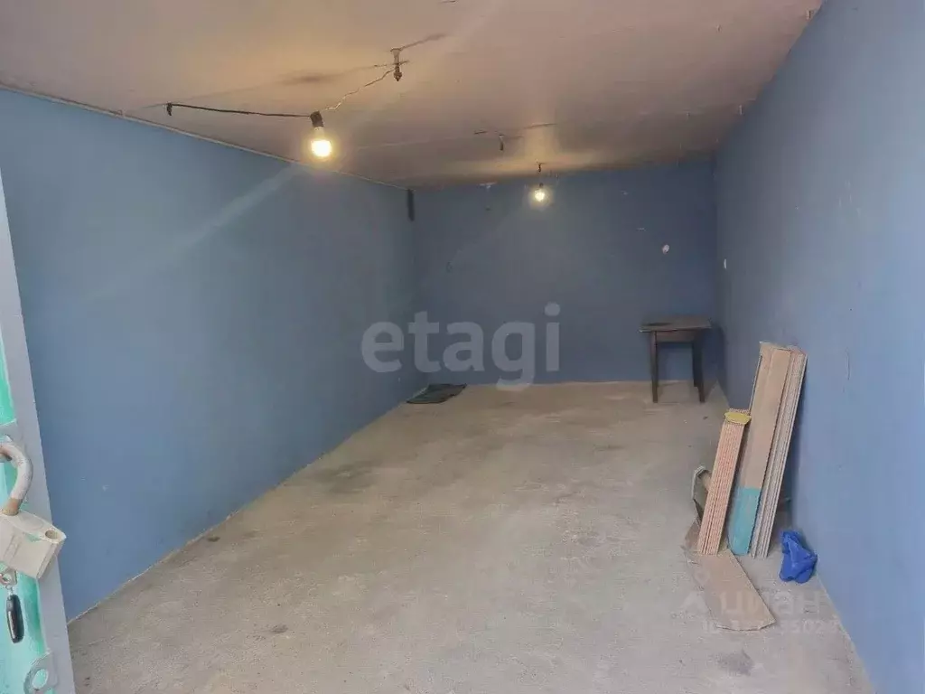 Гараж в Крым, Ялта ш. Южнобережное, 16 (18 м) - Фото 1