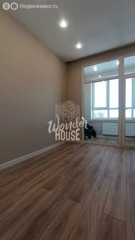 2-комнатная квартира: Тюмень, улица Евгения Войнова, 7 (51 м) - Фото 1