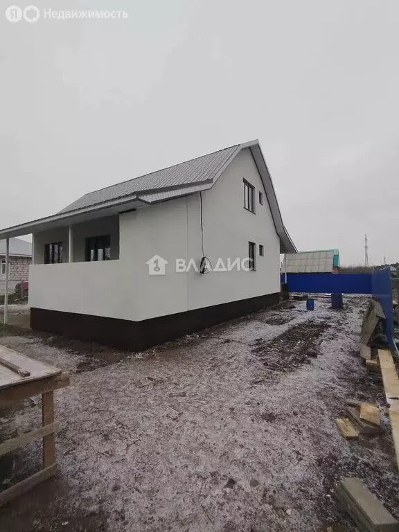 Дом в Стерлитамак, улица Муртазина (140 м) - Фото 2