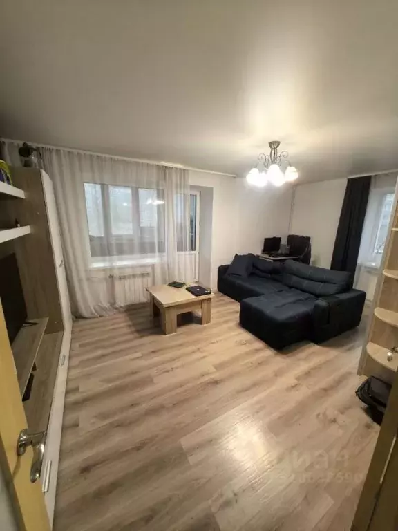 4-к кв. Бурятия, Улан-Удэ Тобольская ул., 57 (85.3 м) - Фото 1