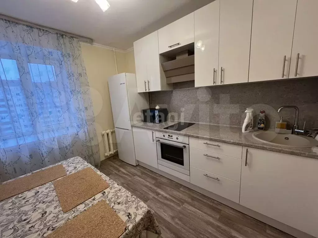 1-к. квартира, 35 м, 7/10 эт. - Фото 0