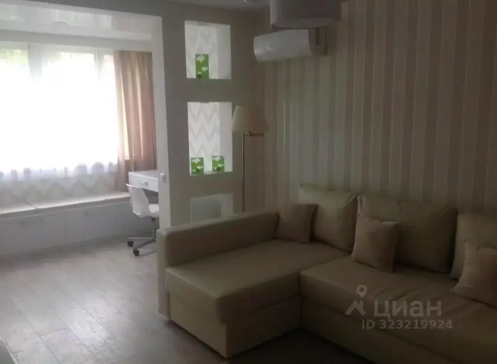 1-к кв. Краснодарский край, Сочи Центральный мкр, ул. Роз, 61 (54.0 м) - Фото 2