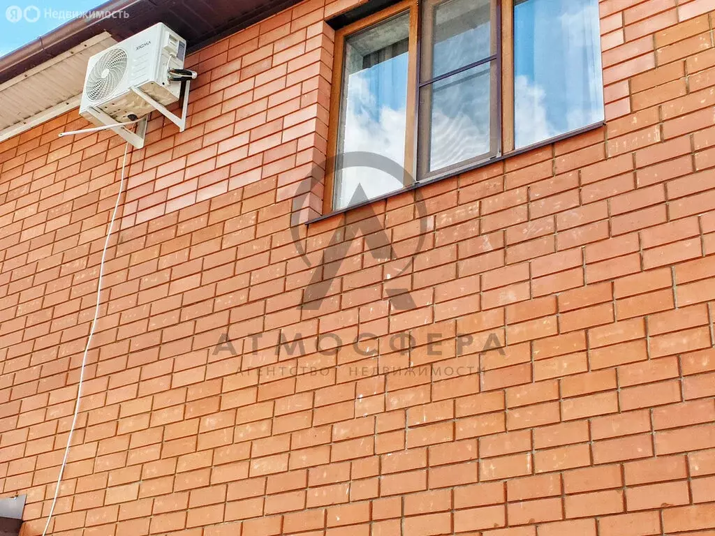 Дом в Апшеронск, улица Фрунзе (270.1 м) - Фото 1