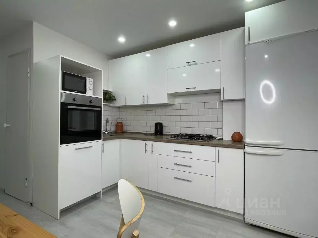 2-к кв. Татарстан, Казань просп. Победы, 39 (60.0 м) - Фото 2