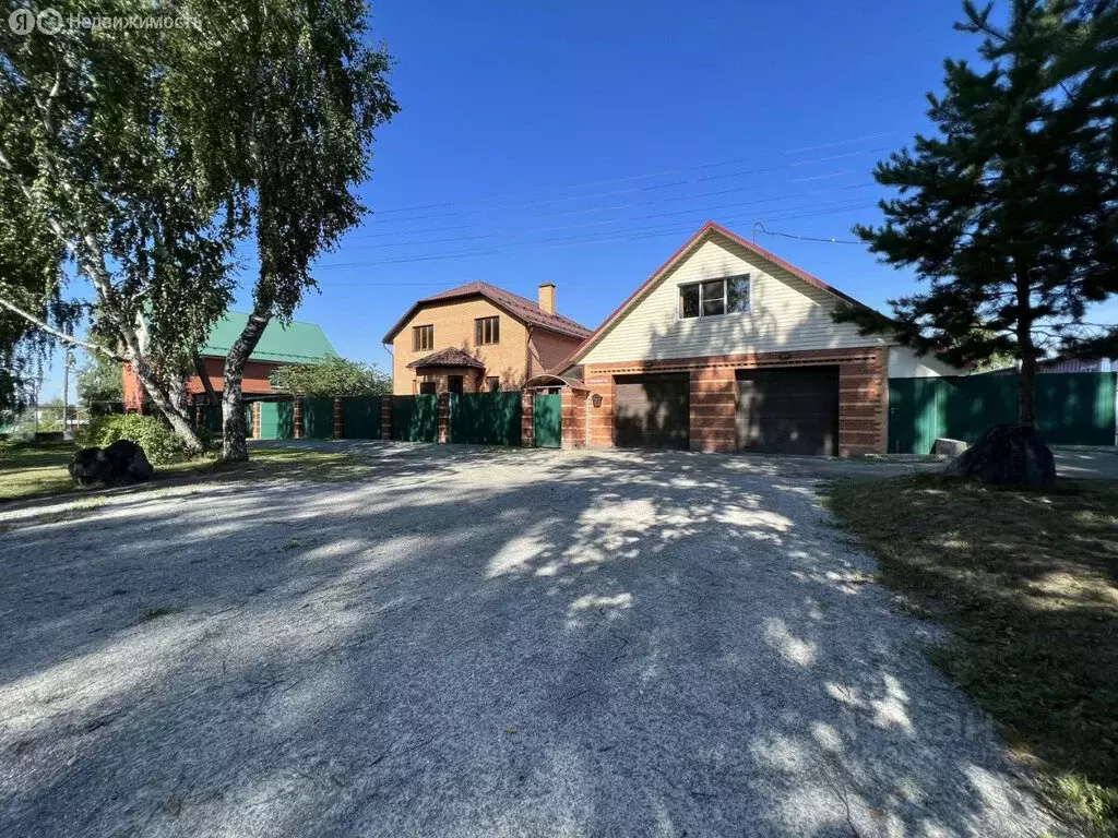 Дом в село Новолуговое, Строевая улица, 47 (293 м) - Фото 1