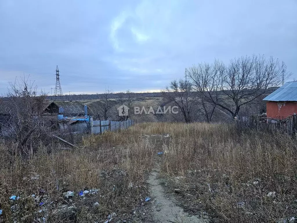 Участок в Волгоградская область, Волгоград ул. Полковника Батюка, 57 ... - Фото 0