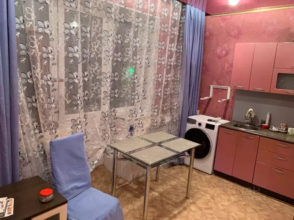 Комната Свердловская область, Екатеринбург пер. Газовый, 1 - Фото 1