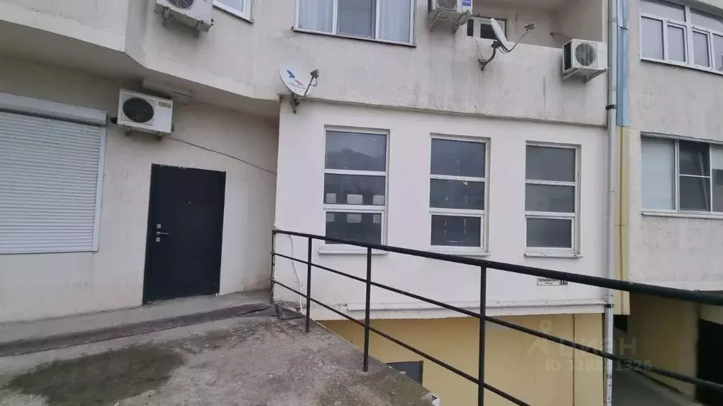 Помещение свободного назначения в Краснодарский край, Новороссийск ул. ... - Фото 1