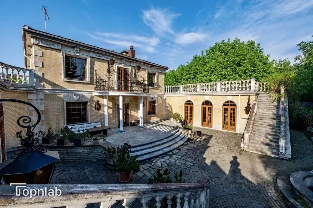 Дом в Санкт-Петербург пос. Репино, Приморское ш., 455к30 (390 м) - Фото 1