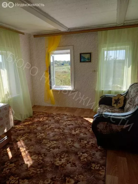 Дом в село Устиновка, Рабочая улица, 31 (65 м) - Фото 1