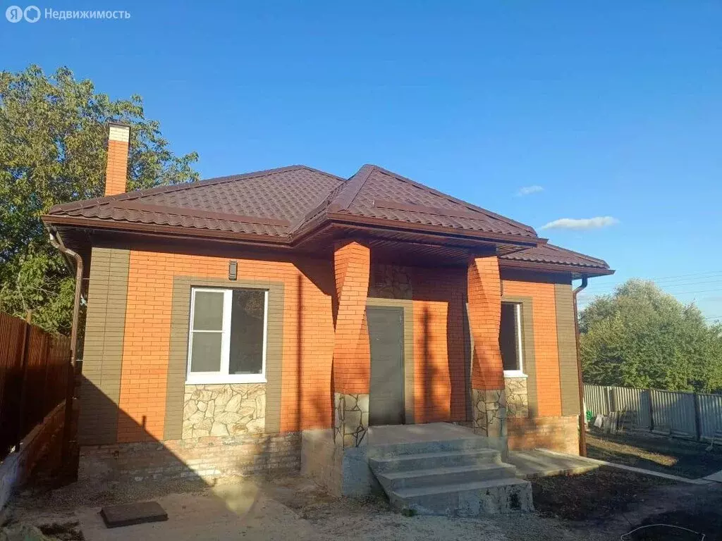 Дом в Каменск-Шахтинский, Красноармейский переулок (90 м) - Фото 1