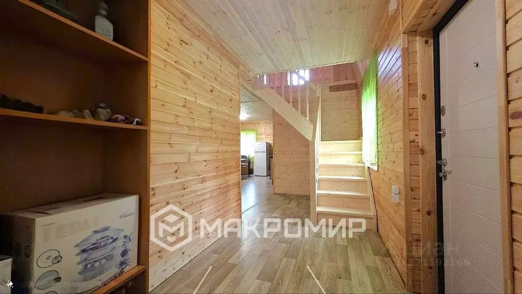 Дом в Ленинградская область, Выборгский район, Рощинское городское ... - Фото 2