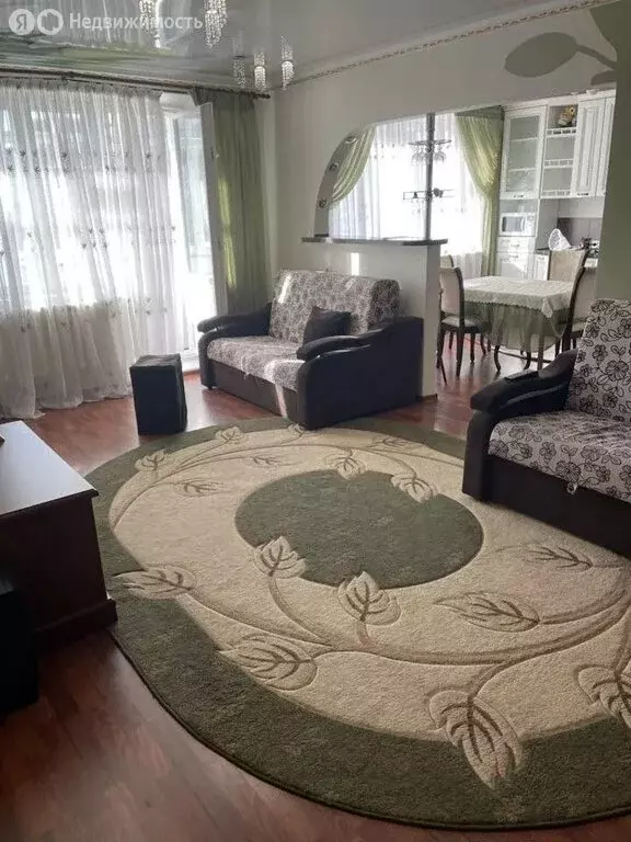 3-комнатная квартира: Тюмень, улица Пермякова, 73 (97.1 м) - Фото 0