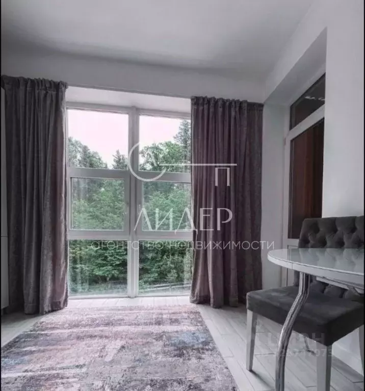 1-к кв. Краснодарский край, Сочи Новый Сочи мкр, ул. Клубничная, 142 ... - Фото 1