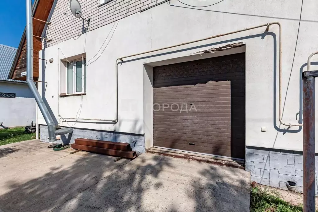 Дом в Алтайский край, Барнаул Авиатор мкр, ул. Зеркальная, 30 (180 м) - Фото 1