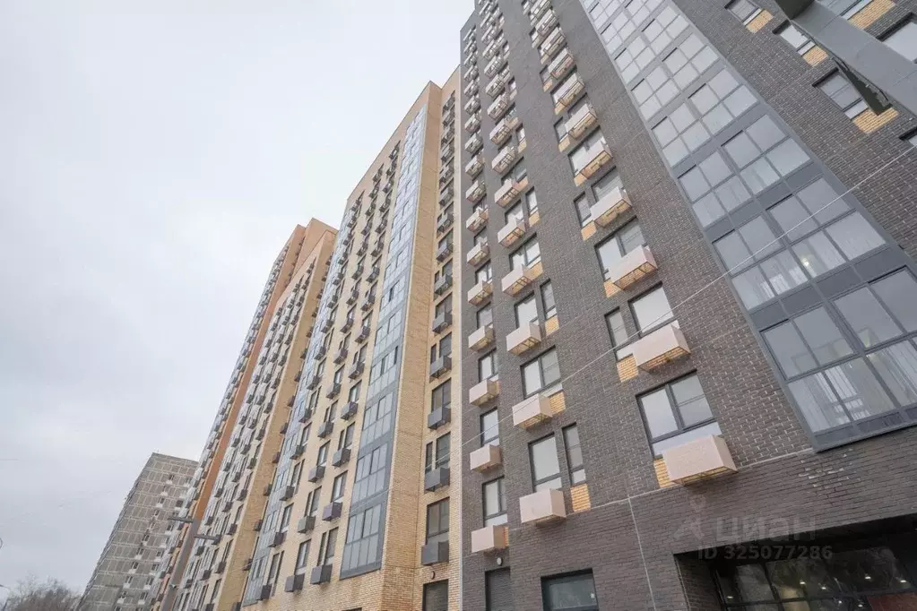 Гараж в Москва 3-я Владимирская ул., 23 (14 м) - Фото 1