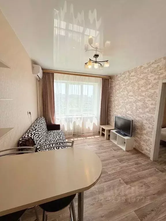 2-к кв. Приморский край, Владивосток 71-й мкр, ул. Ватутина, 4Д (36.0 ... - Фото 0