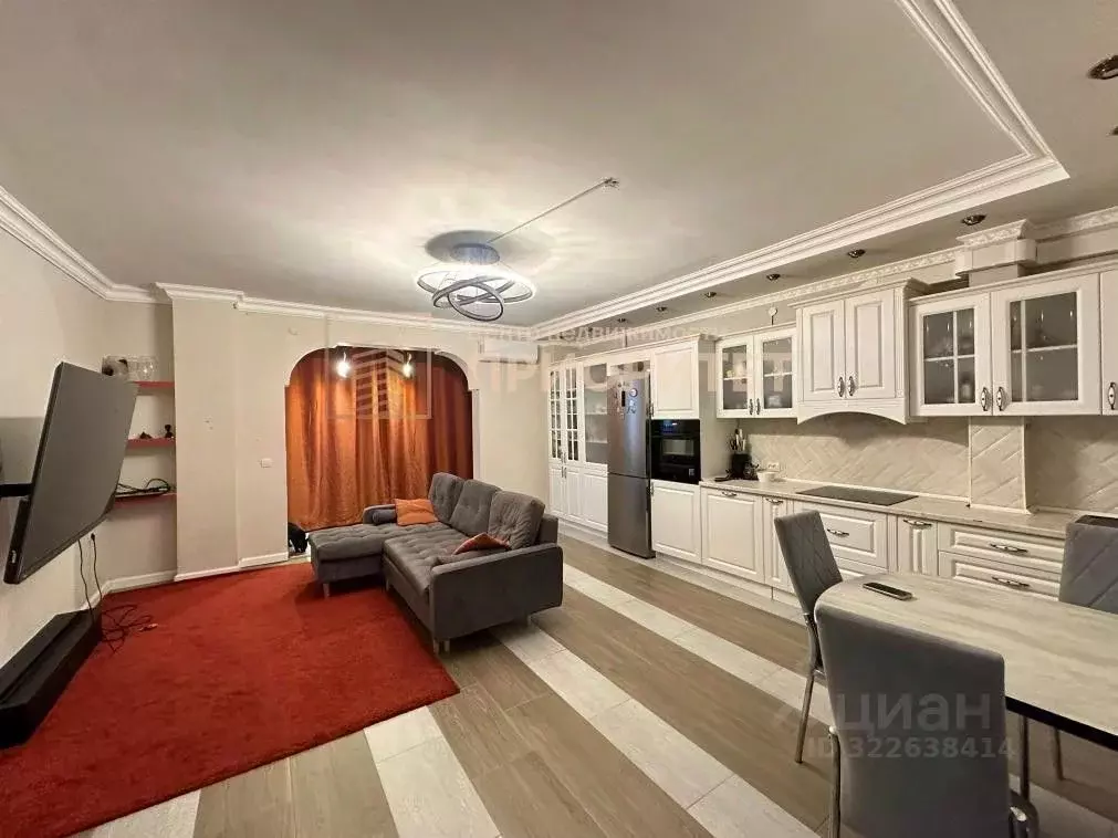 3-к кв. Саха (Якутия), Якутск ул. Чехова, 35 (103.0 м) - Фото 1