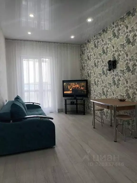 2-к кв. Волгоградская область, Волгоград Ополченская ул., 27Б (65.0 м) - Фото 0