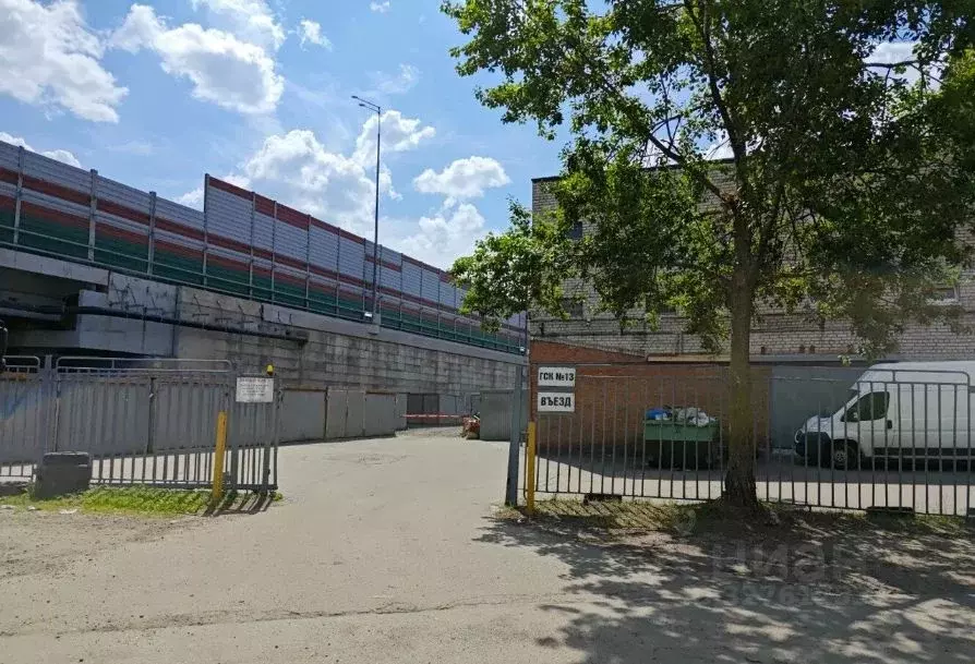 Гараж в Московская область, Химки ул. Пожарского, с22 (18 м) - Фото 1