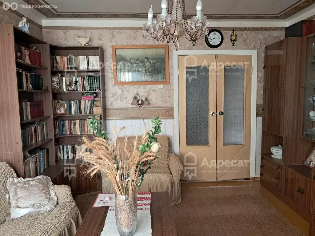 3-комнатная квартира: Волгоград, улица Панфёрова, 6 (63 м) - Фото 1