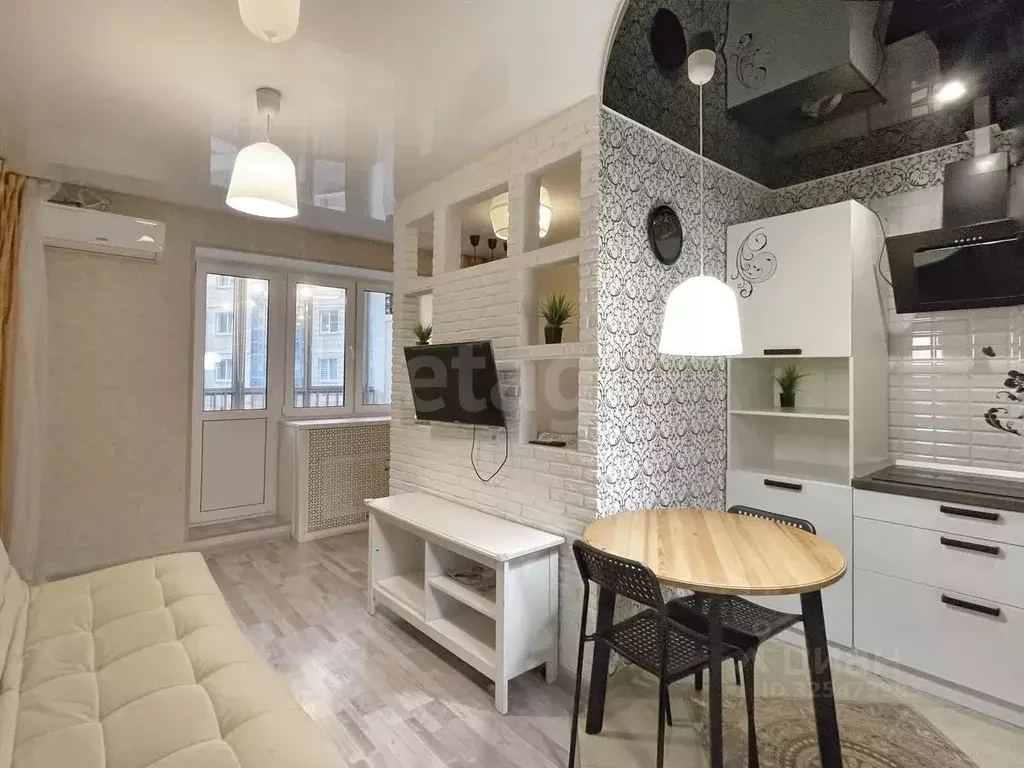 Студия Санкт-Петербург Заневский просп., 42 (28.0 м) - Фото 1