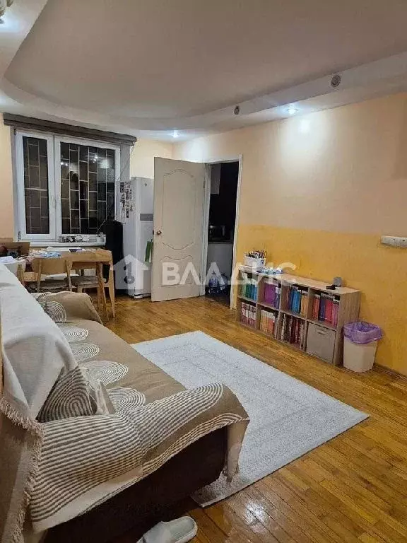 Продается 3-комнатная квартира - Фото 1