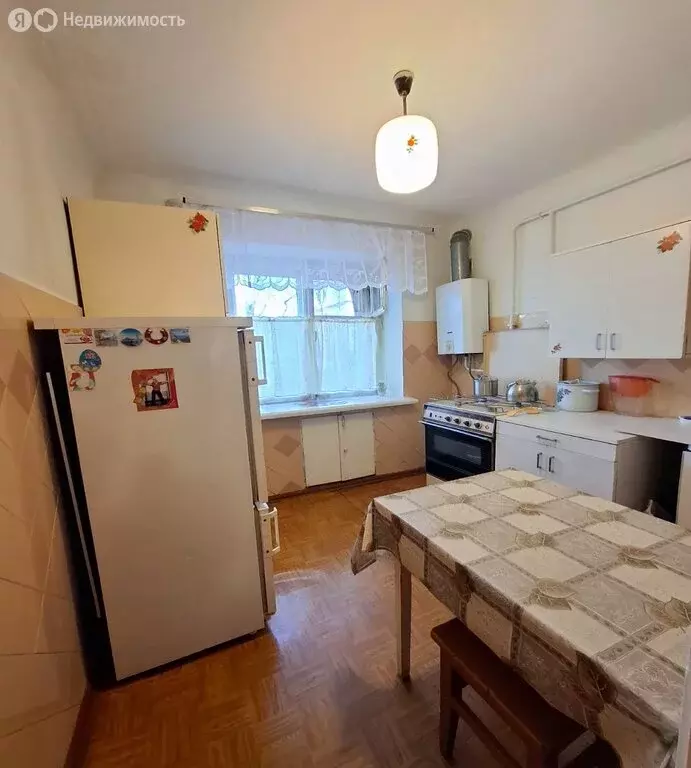 3-комнатная квартира: Уфа, улица Александра Невского, 26 (62 м) - Фото 0