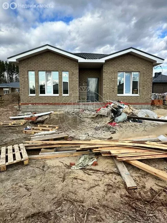 Дом в село Сокуры, Семейная улица, 53 (120 м) - Фото 1