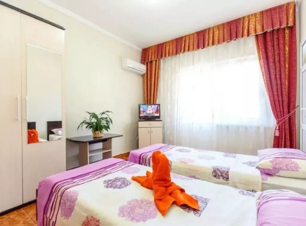 Помещение свободного назначения в Краснодарский край, Геленджик ул. ... - Фото 2