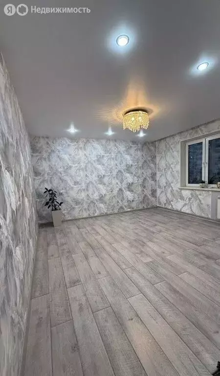 3-комнатная квартира: Красноярск, улица Дмитрия Мартынова, 22 (69.4 м) - Фото 2