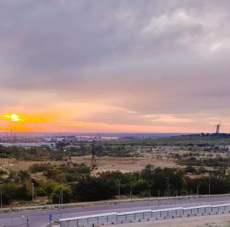 2-к кв. Волгоградская область, Волгоград ул. Имени Ивана Морозова, 9 ... - Фото 1