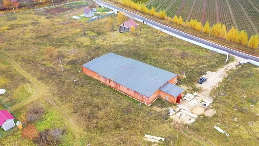 Склад в Тульская область, Алексин городской округ, д. Ботня  (680 м) - Фото 1