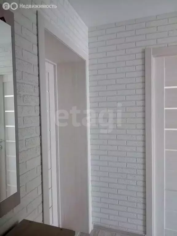 3-комнатная квартира: Миасс, улица 60 лет Октября, 20 (52 м) - Фото 2