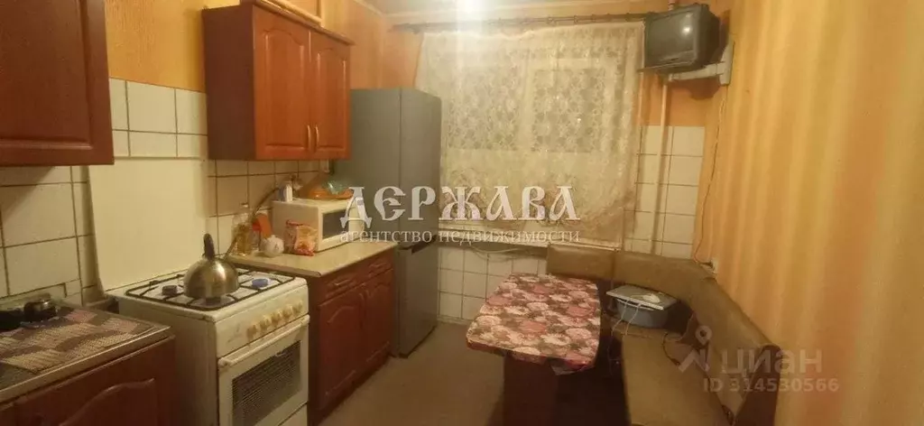 3-к кв. Белгородская область, Старый Оскол Парковый мкр, 23 (59.9 м) - Фото 1