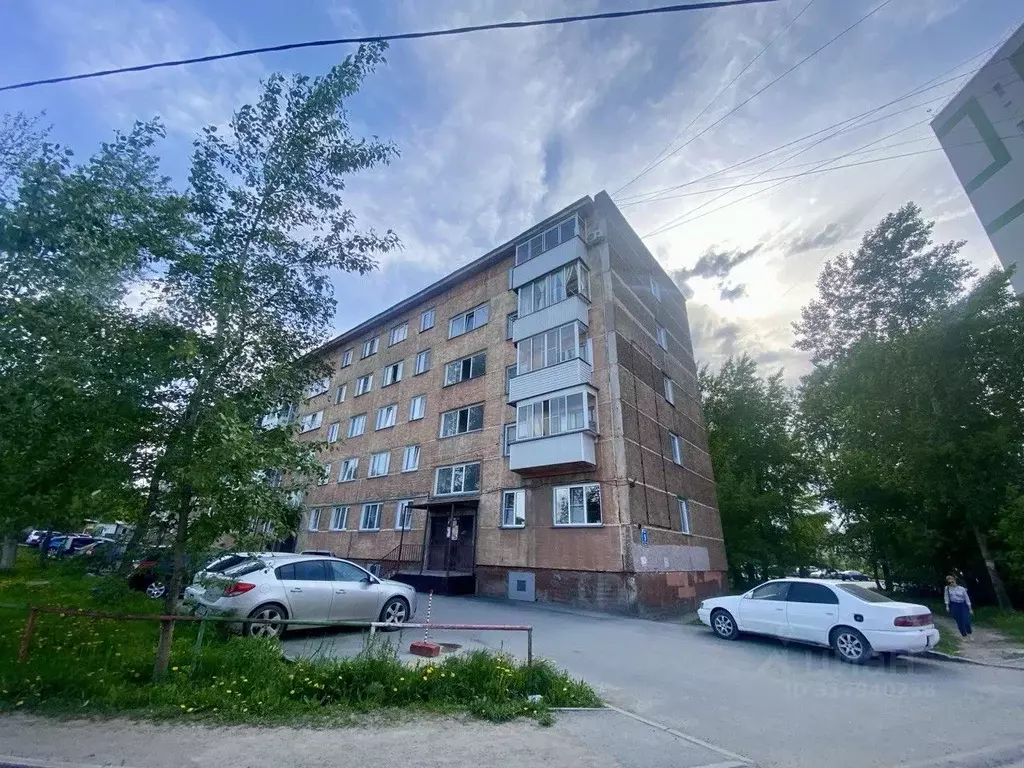 3-к кв. Новосибирская область, Новосибирск ул. Лазарева, 9 (58.7 м) - Фото 0