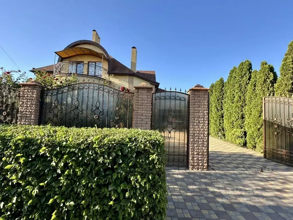 Дом в Ростовская область, Мясниковский район, с. Чалтырь Экологическая ... - Фото 1