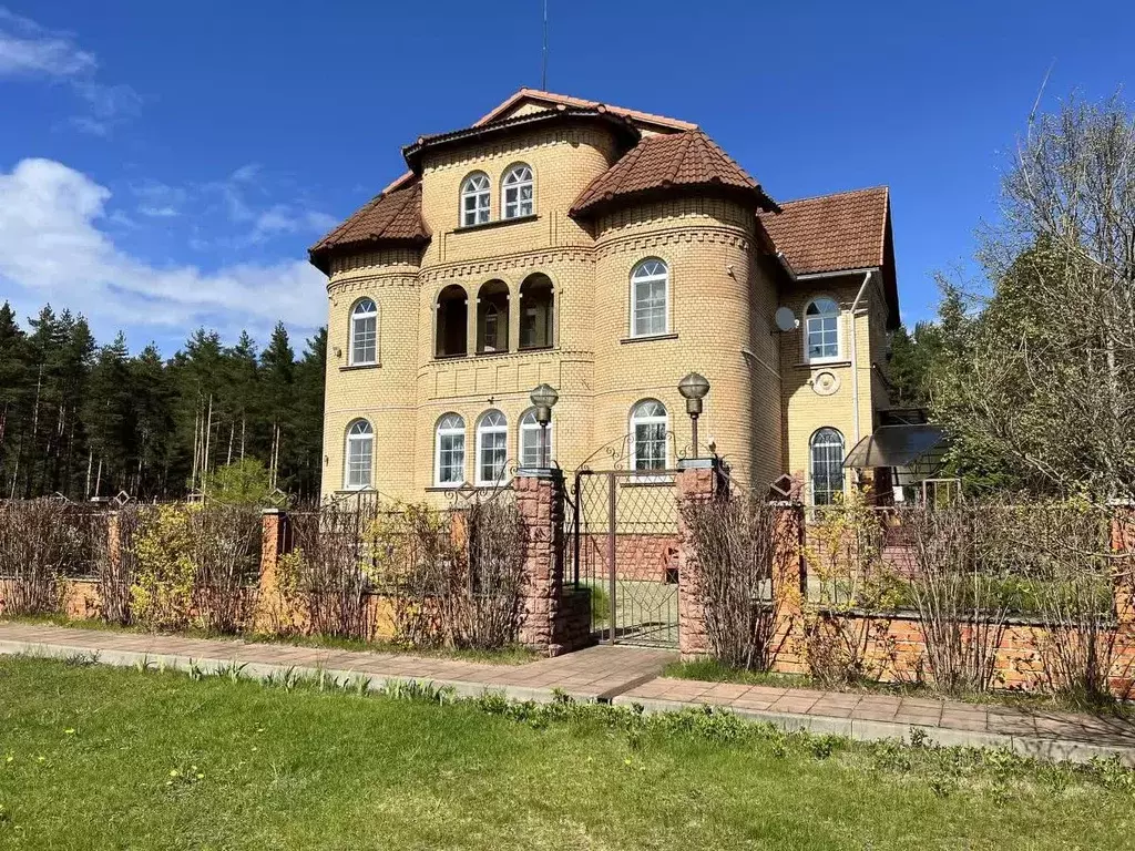 коттедж в московская область, орехово-зуевский городской округ, д. . - Фото 1