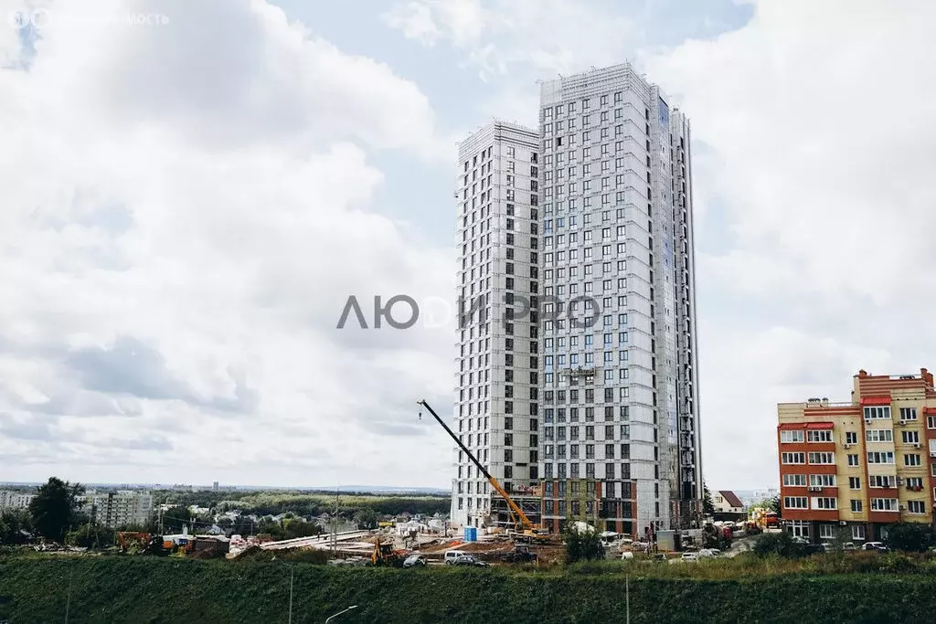 3-комнатная квартира: Уфа, Армавирская улица, 15А (59.35 м) - Фото 1