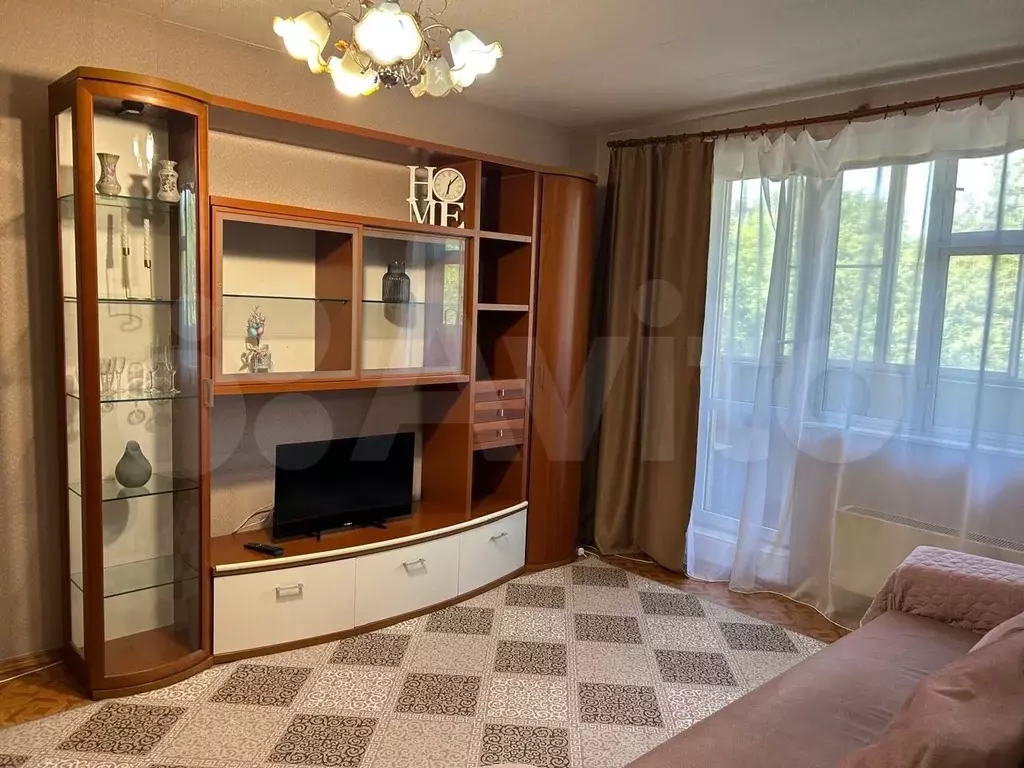 1-к. квартира, 41 м, 3/17 эт. - Фото 0