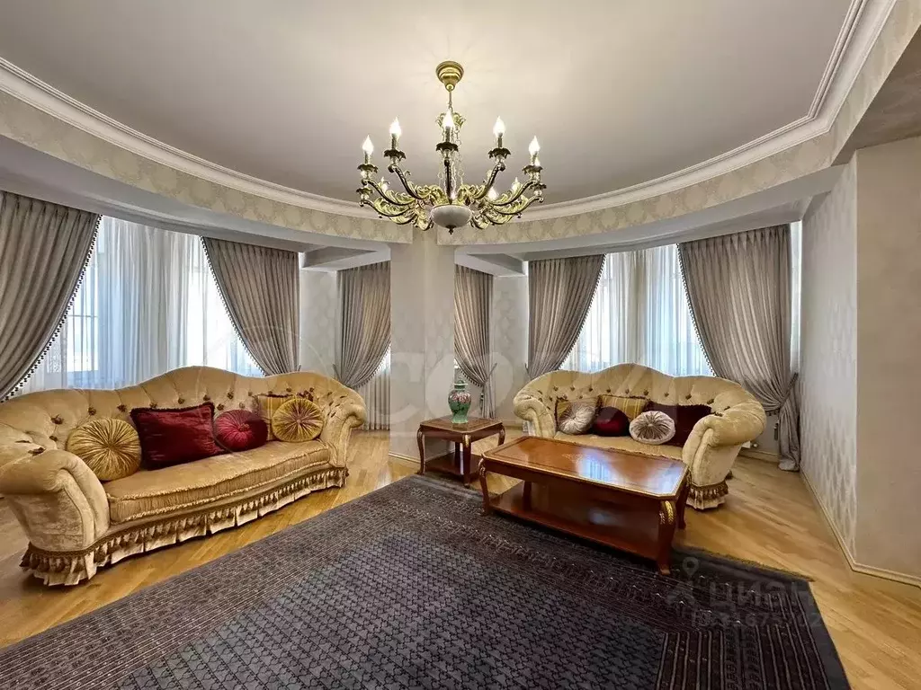 2-к кв. Дагестан, Махачкала ул. Ирчи Казака, 48 (140.0 м) - Фото 1