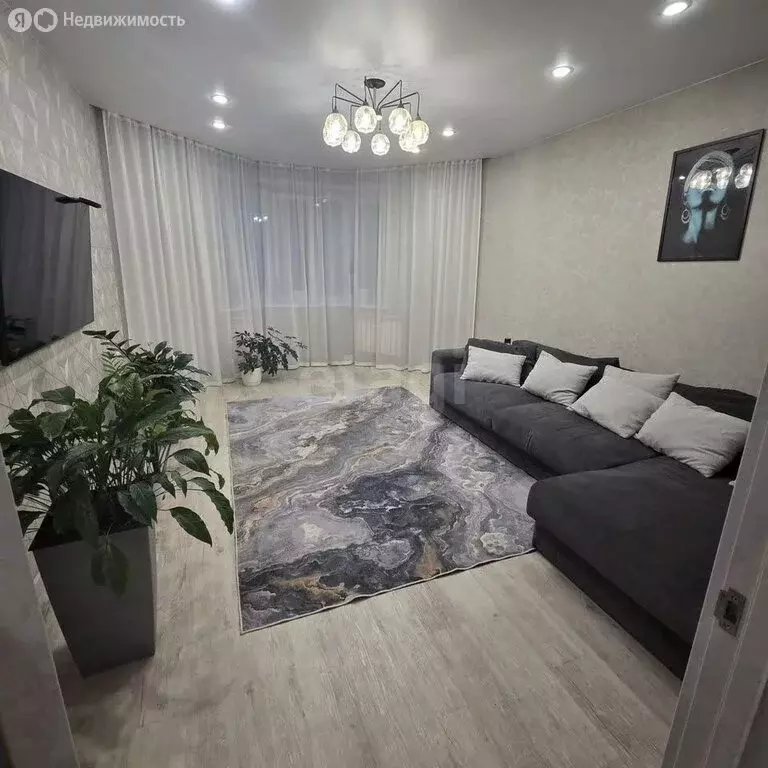 3-комнатная квартира: Бердск, Берёзовая улица, 27 (98.9 м) - Фото 1