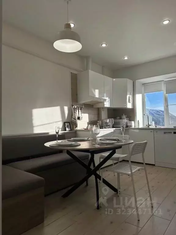 2-к кв. Мурманская область, Кировск ул. Советской Конституции, 14 ... - Фото 1