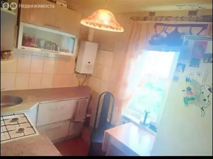 2-комнатная квартира: посёлок городского типа Ярега, улица ... - Фото 1