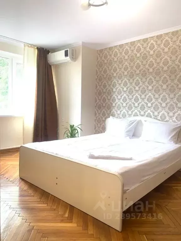 1-к кв. Краснодарский край, Туапсе ул. Шаумяна, 34 (33.0 м) - Фото 0