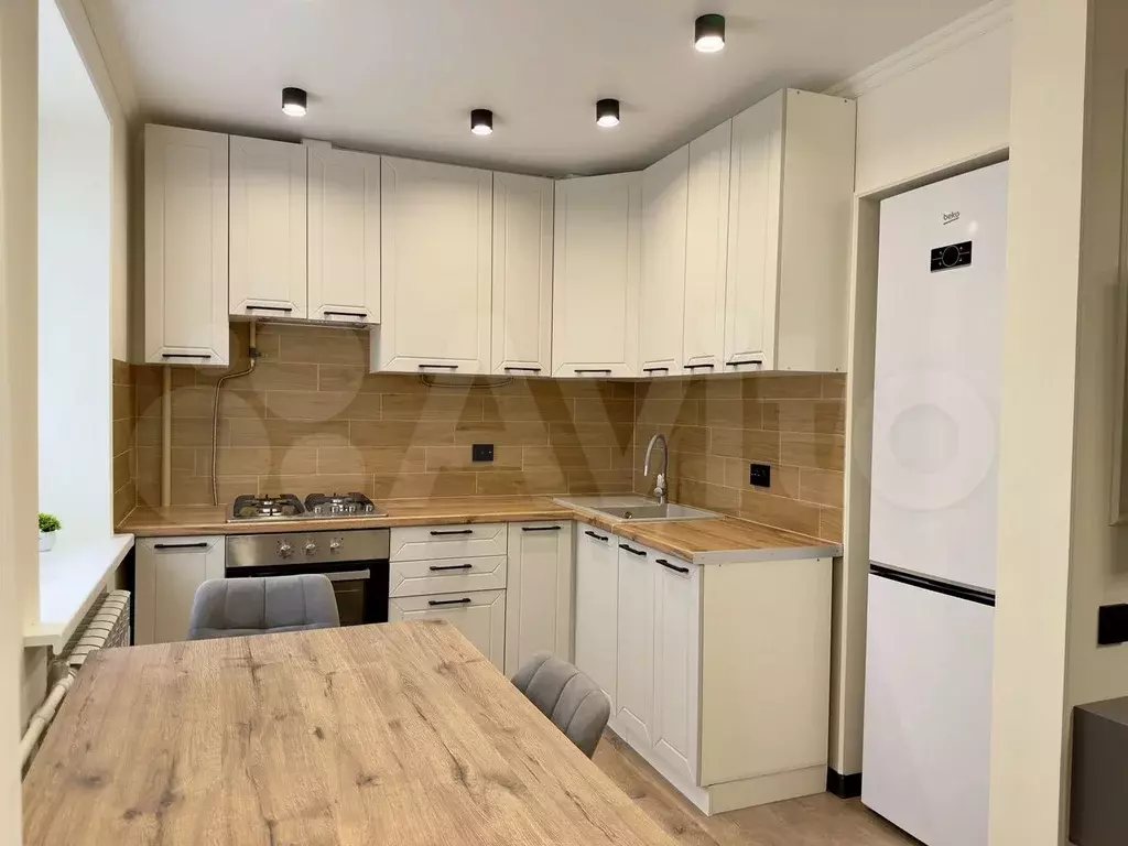 3-к. квартира, 56,5 м, 3/5 эт. - Фото 1