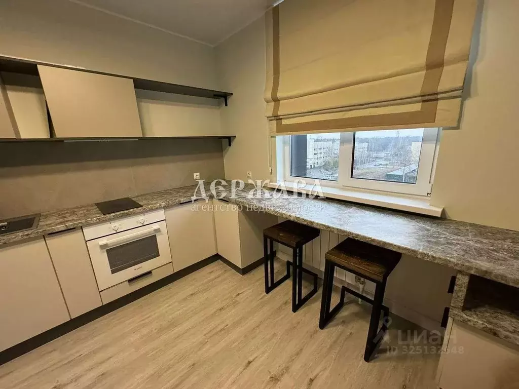 1-к кв. Белгородская область, Старый Оскол Космос мкр, 11А (40.0 м) - Фото 2