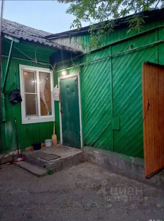 1-к кв. Краснодарский край, Абинский район, Ахтырское городское ... - Фото 1